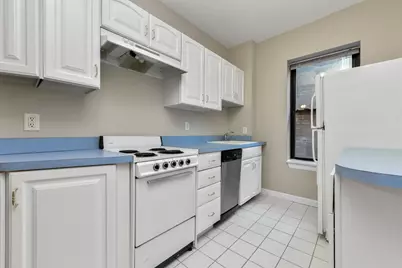 23 Temple St #4, Boston, MA 02114 - Photo 8