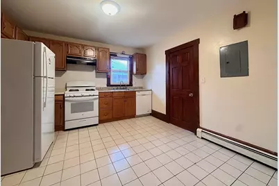 28 Alewife Brook Pkwy #2, Cambridge, MA 02140 - Photo 6