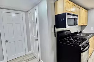 61 Gates St, Boston, MA 02127 - Photo 8