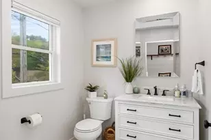 302 Western Ave, Gloucester, MA 01930 - Photo 8