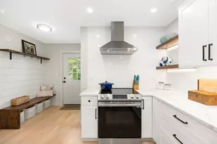 302 Western Ave, Gloucester, MA 01930 - Photo 2