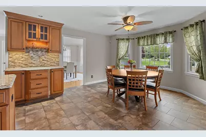20 Rockwell Dr, Shrewsbury, MA 01545 - Photo 8