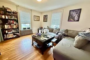 17 Clinton St, Newton, MA 02458 - Photo 4