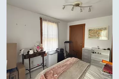 17 Clinton St #-, Newton, MA 02458 - Photo 16