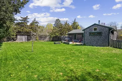 22 Firehouse, Oak Bluffs, MA 02557 - Photo 10