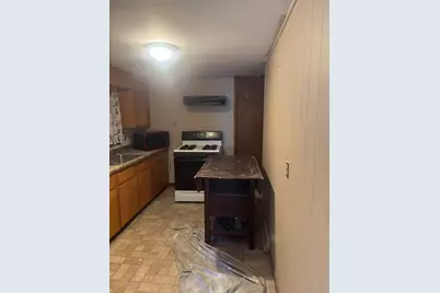 3 Kent Terr #1, Saugus, MA 01906 - Photo 4