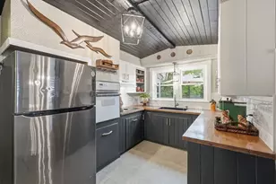 26 Fales St, Worcester, MA 01606 - Photo 8
