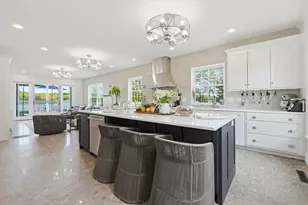 922 Drift Rd, Westport, MA 02790 - Photo 10