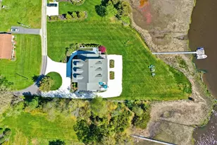 922 Drift Rd, Westport, MA 02790 - Photo 38