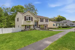 30 Parsons Hill Dr, Worcester, MA 01603 - Photo 4