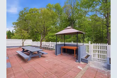 30 Parsons Hill Dr, Worcester, MA 01603 - Photo 8