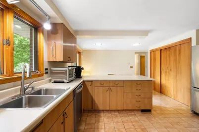 139 Gray Street, Amherst, MA 01002 - Photo 16