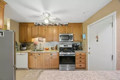 395 Merrimack St #42, Methuen, MA 01844 - Photo 12