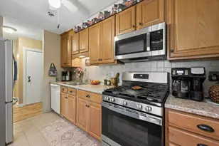 395 Merrimack St, Methuen, MA 01844 - Photo 10