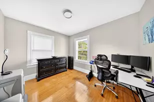 710 High St, Fall River, MA 02720 - Photo 10