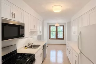 150 Apache Way, Tewksbury, MA 01876 - Photo 1