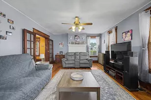 21 Dexter St, Holyoke, MA 01040 - Photo 16