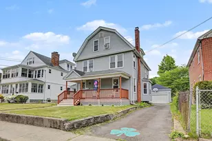 21 Dexter St, Holyoke, MA 01040 - Photo 4
