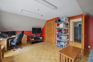 21 Dexter St, Holyoke, MA 01040 - Photo 32