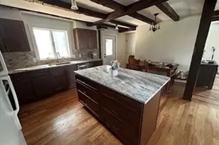 15 Cherry St, Fairhaven, MA 02721 - Photo 8