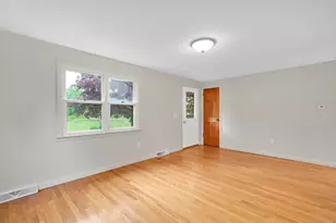 5 Tracy Dr, Wilbraham, MA 01095 - Photo 12