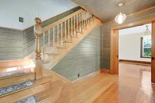 85 Garfield Ave, Easthampton, MA 01027 - Photo 16