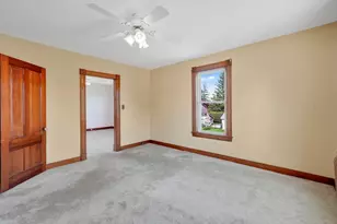85 Garfield Ave, Easthampton, MA 01027 - Photo 18
