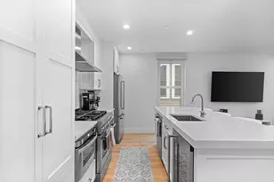 326 W Broadway, Boston, MA 02127 - Photo 2