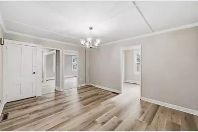 28 W Prescott St, Westford, MA 01886 - Photo 8