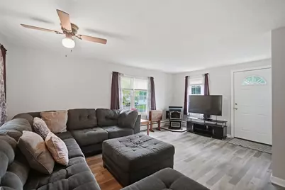 53 Prospect St., South Hadley, MA 01075 - Photo 4