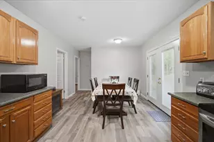 53 Prospect St, South Hadley, MA 01075 - Photo 12
