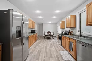 53 Prospect St, South Hadley, MA 01075 - Photo 8