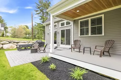 194 Ridge St, Millis, MA 02054 - Photo 4