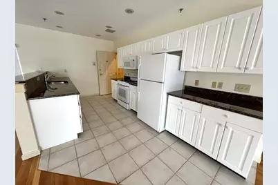 31 Channing St #1, Newton, MA 02458 - Photo 4