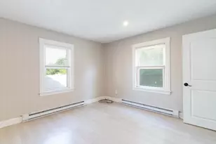 22 Marsh Ave, Southbridge, MA 01550 - Photo 14