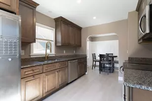 22 Marsh Ave, Southbridge, MA 01550 - Photo 8