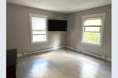 22 Marsh Ave, Southbridge, MA 01550 - Photo 10
