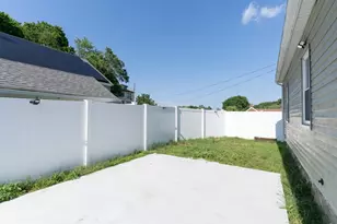 22 Marsh Ave, Southbridge, MA 01550 - Photo 28