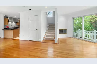 21 Pine St #5, Manchester by the Sea, MA 01944 - Photo 10