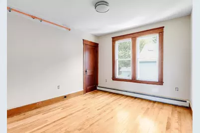 4 Glade St #3, Worcester, MA 01610 - Photo 4