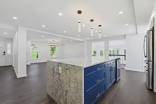 175 Pleasant St, Upton, MA 01568 - Photo 10