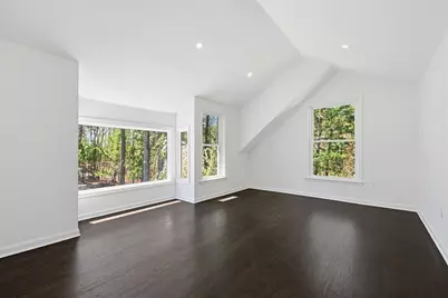 175 Pleasant St, Upton, MA 01568 - Photo 28