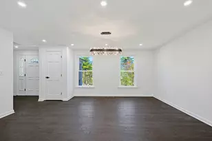 175 Pleasant St, Upton, MA 01568 - Photo 14