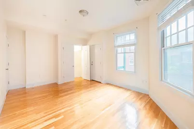34 Worthington St #3, Boston, MA 02120 - Photo 4