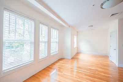 34 Worthington St #3, Boston, MA 02120 - Photo 6