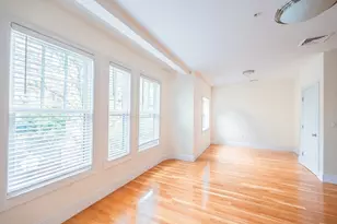 34 Worthington St, Boston, MA 02120 - Photo 6