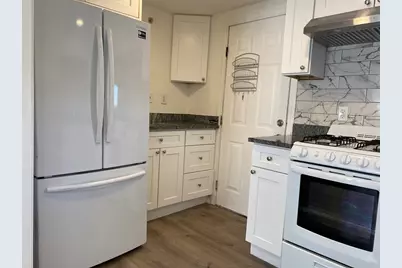 836 Main #836, Melrose, MA 02176 - Photo 6