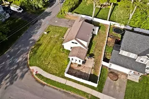 22 Audley Rd, Springfield, MA 01118 - Photo 32
