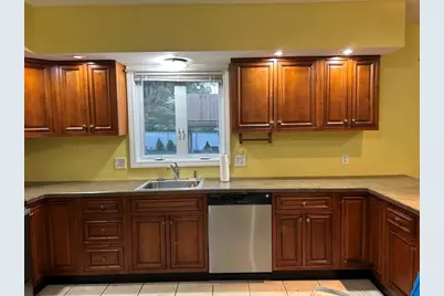42 Ernest Ave, Worcester, MA 01604 - Photo 4