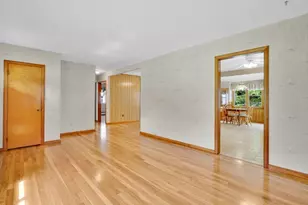 300 Circle Dr, West Springfield, MA 01089 - Photo 24